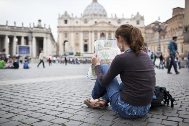 Turisti će Rim ubuduće obilaziti pešice?